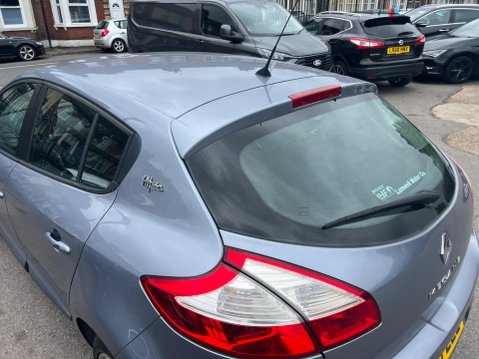 Renault Megane 1.6 16V I-Music Euro 5 5dr 13