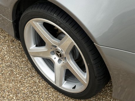 Mercedes-Benz SL Series SL350 25