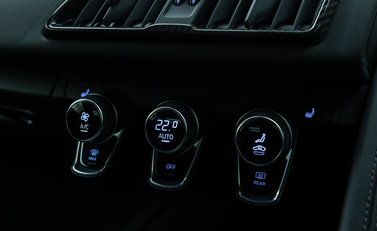 Audi R8 V10 PERFORMANCE CARBON BLACK 18