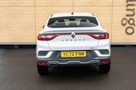 Renault Arkana RS LINE E-TECH 6
