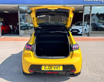 Peugeot 208 1.2 208 GT Line PureTech S/S 5dr 64