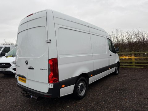 Mercedes-Benz Sprinter 2.0 315 CDI Progressive RWD L2 H2 Euro 6 (s/s) 5dr 7