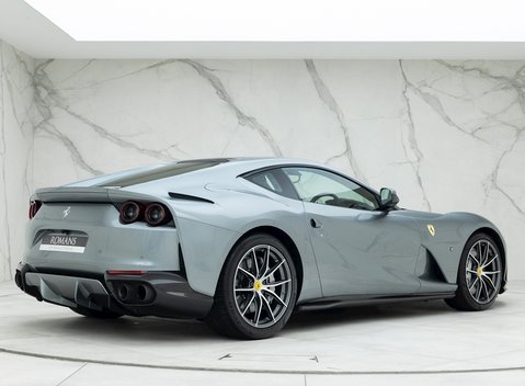 Ferrari 812 Superfast 7