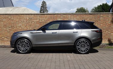 Land Rover Range Rover Velar First Edition D300 6