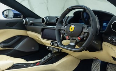 Ferrari Portofino M 14