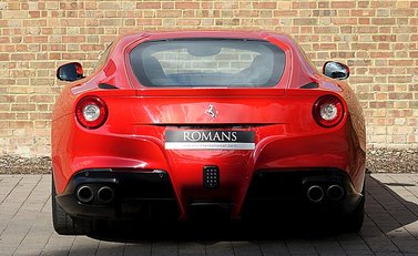 Ferrari F12 Berlinetta 7