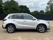 Suzuki Vitara SZ-T 5