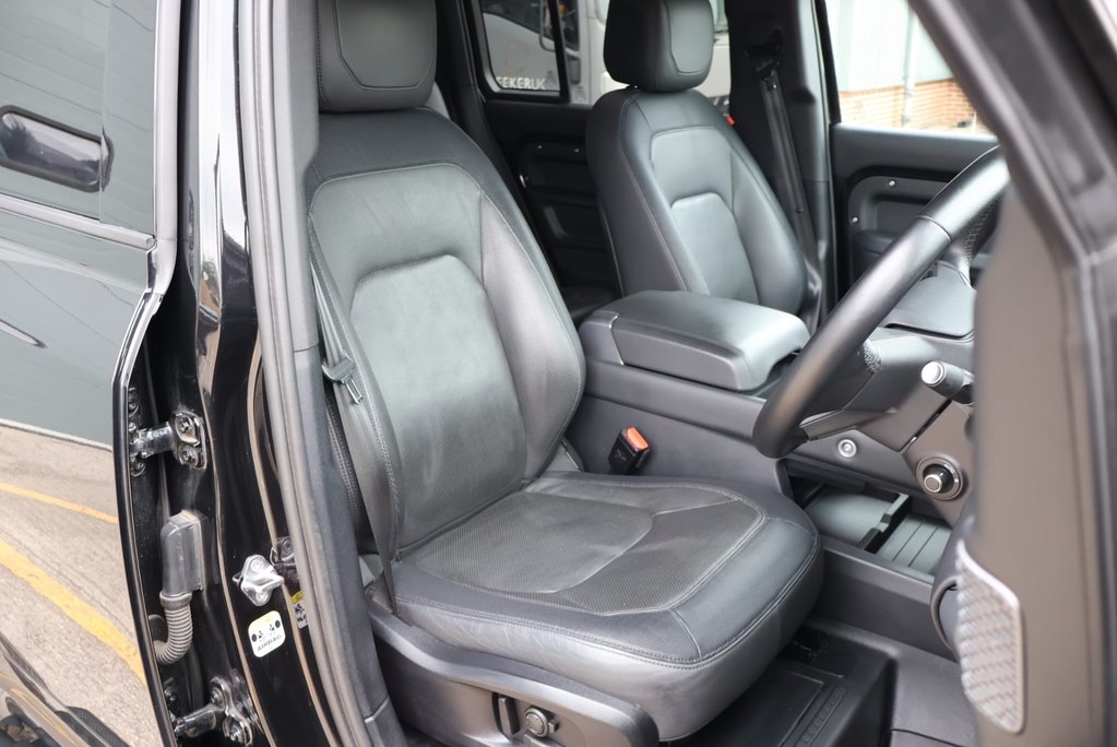 Land Rover Defender 110 D300 HARD TOP X-DYNAMIC HSE expedition styled by Seeker Genuine rear seats 12