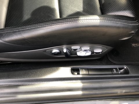 Porsche 911 (991) 3.8 Turbo S PDK 4WD Coupe 36