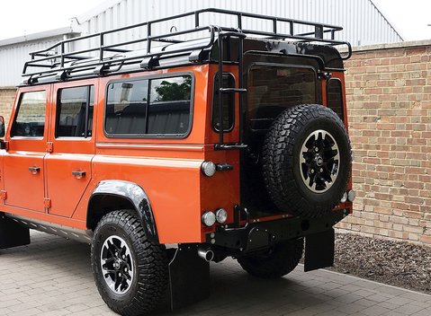Land Rover 110 Adventure 19