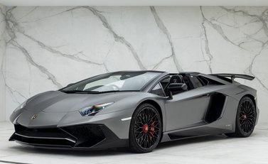 Lamborghini Aventador SV LP 750-4 Roadster 7