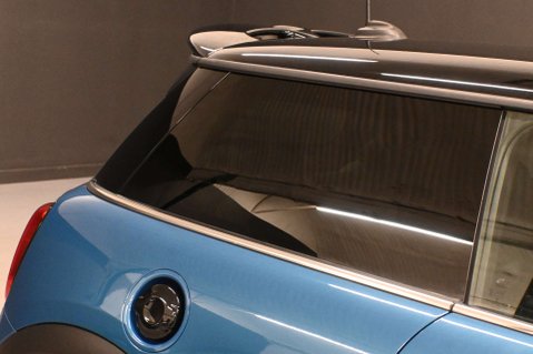 Mini Hatch 2.0 Cooper S Sport Auto 3dr 46
