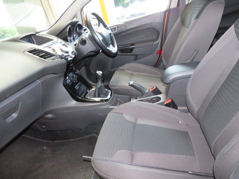 Ford Fiesta TITANIUM 11