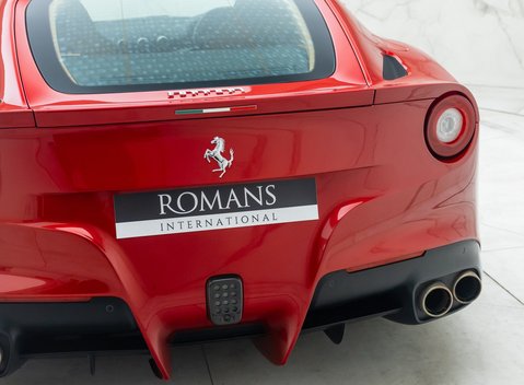 Ferrari F12 Berlinetta 28