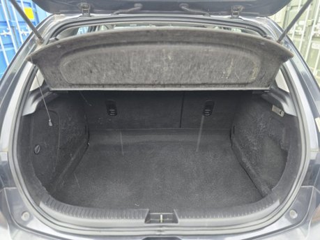 Mazda 3 1.6 TS Hatchback 5dr Petrol Automatic (183 g/km, 103 bhp) 8