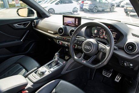 Audi Q2 SQ2 TFSI QUATTRO VORSPRUNG