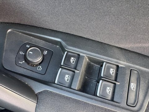 Volkswagen Tiguan 1.4 TSI SE Navigation Euro 6 (s/s) 5dr 37