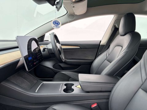 Tesla Model 3 Model 3 Performance AWD 4WD 4dr 55