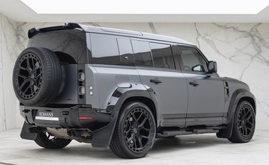 Land Rover Defender 110 V8 P525 URBAN XRS 3