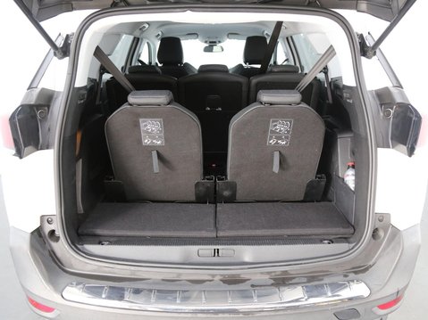 Peugeot 5008 1.2 PureTech Allure EAT Euro 6 (s/s) 5dr 28