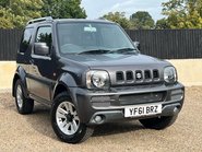 Suzuki Jimny SZ4 1