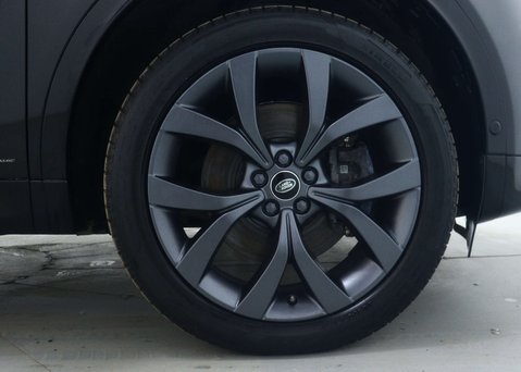 Land Rover Discovery Sport 2.0 P250 MHEV R-Dynamic SE SUV 5dr Petrol Auto 4WD Euro 6 (s/s) (249 ps) 15