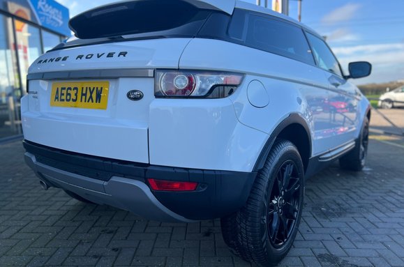 Land Rover Range Rover Evoque 2.2 ED4 PURE TECH COUPE PAN ROOF 12