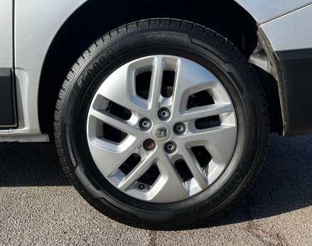 Renault Trafic 2.0 Trafic Sport Energy dCi 5dr 17