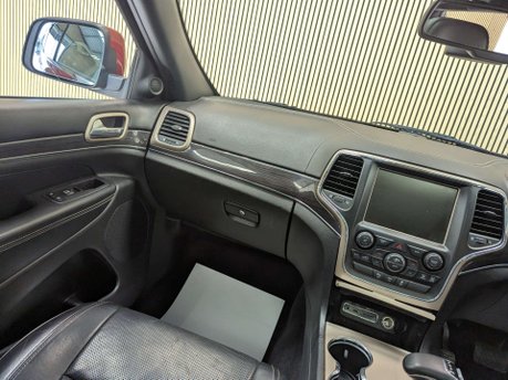 Jeep Grand Cherokee 3.0 Grand Cherokee Overland CRD Auto 4WD 5dr 52