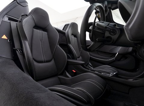 McLaren 570S Spider 15