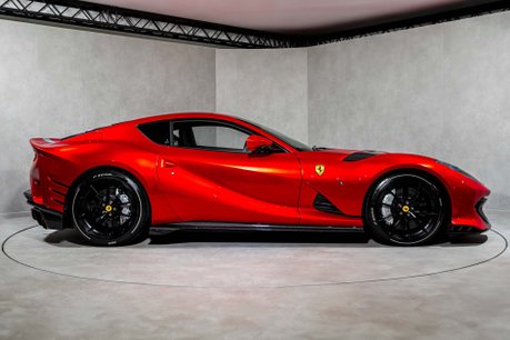Ferrari 812 Competizione HUGE SPECIFICATION. 4-LAYER PAINT. CARBON FIBRE INT & EXT. TWO-TONE LIVERY. 7