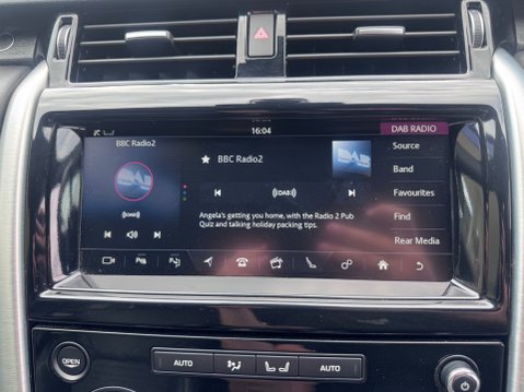 Land Rover Discovery SDV6 HSE LUXURY 24