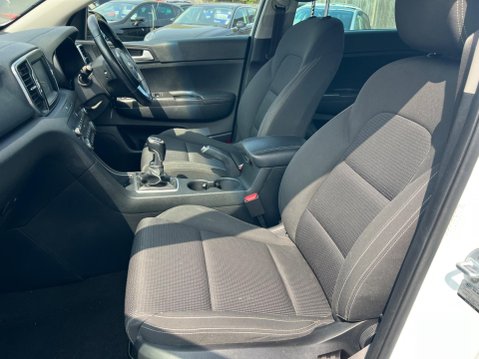 Kia Sportage 1.6 GDi 2 Euro 6 (s/s) 5dr 23
