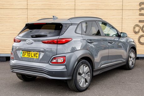 Hyundai KONA PREMIUM SE