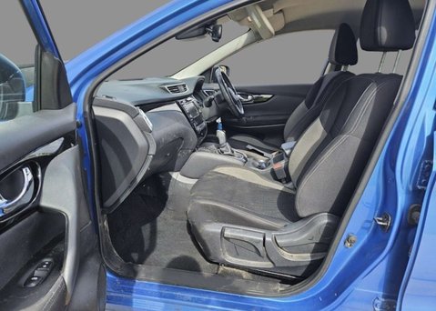 Nissan Qashqai 1.3 DIG-T Acenta Premium SUV 5dr Petrol DCT Auto Euro 6 (s/s) (160 ps) 9