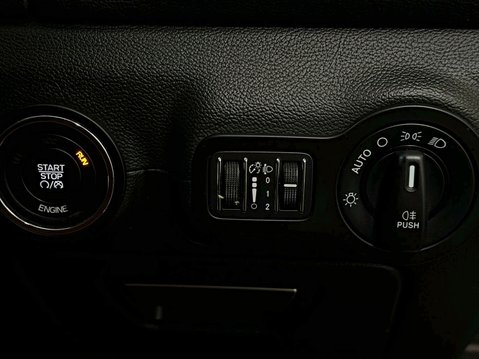 Maserati Ghibli DV6 22
