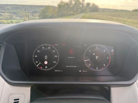 Land Rover Discovery SDV6 HSE LUXURY 26