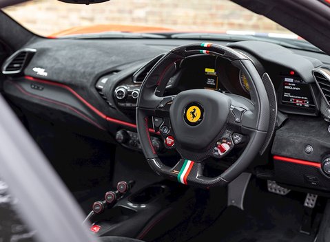 Ferrari 488 Pista 11