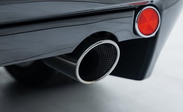 Aston Martin Vanquish S Ultimate 36