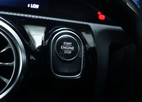 Mercedes-Benz CLA Class 1.3 CLA250e 15.6kWh AMG Line (Premium) Coupe 4dr Petrol Plug-in Hybrid 8G-D 40