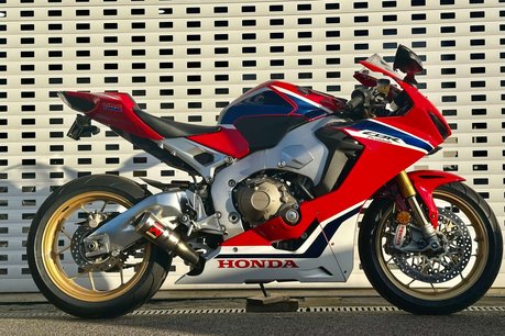 Honda CBR 1000 Super Sports Petrol Manual Euro 4 (192 ps) 27