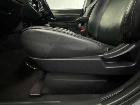 Mitsubishi Outlander 2.0 Outlander Exceed CVT 4WD 5dr 50