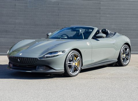 Ferrari Roma SPIDER 2