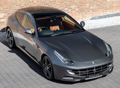 Ferrari FF 8