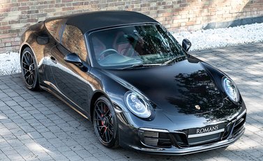 Porsche 911 (991.2) Targa 4 GTS 10