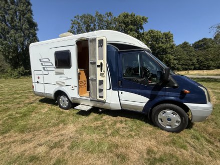 Hymer Van 522 compact 2 berth motorhome garage, ready to go bargain 