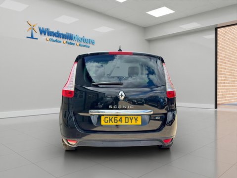 Renault Grand Scenic 1.5 dCi ENERGY Dynamique TomTom Euro 5 (s/s) 5dr 9