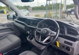 Volkswagen Transporter T32 TDI KOMBI HIGHLINE 5 SEATS 15