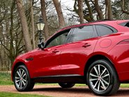 Jaguar F-Pace R-DYNAMIC BLACK 33