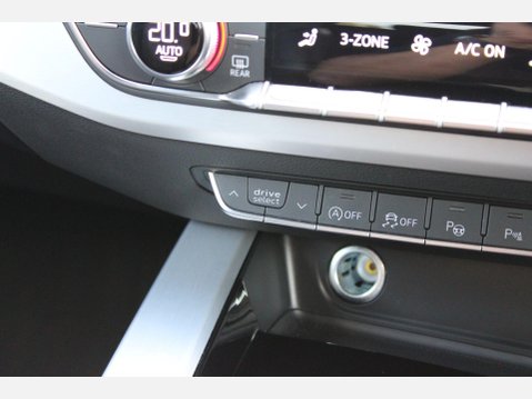 Audi S4 S4 AVANT TDI QUATTRO MHEV 27